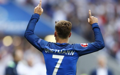 小鸟体育热评-克拉马里奇上演大四喜创个人纪录